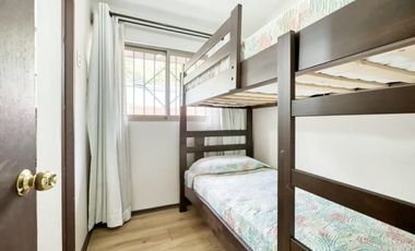EN VENTA LINDA CASA EN LA REINA