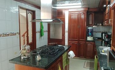 VENDO CASA INDEPENDIENTE EN CHIA