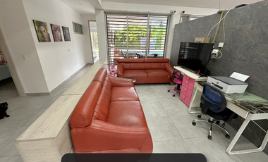 La casa con mas remodelaciones a la venta en el condominio Palma Real