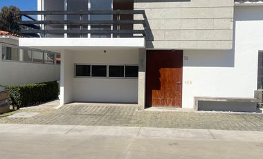 RESIDENCIA EN CONDOMINIO EN VENTA EN METEPEC