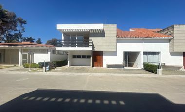 RESIDENCIA EN CONDOMINIO EN VENTA EN METEPEC