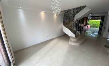 Se vende casa amplia en ibague el vergel