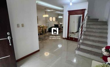 VENTA CASA EN URB. CIUDAD PALMERA