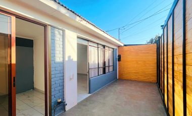 Se vende casa grande en Arica