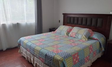 SE vende o arrienda casa de 5 dormitorios en Linares