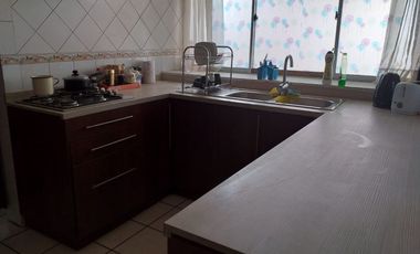 SE vende o arrienda casa de 5 dormitorios en Linares