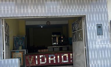 Amplio Local Comercial A Un Paso De La Plaza Miguel Grau - Carmen De La Legua