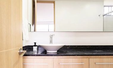 Moderno y tranquilo apartamento en uno de los sectores más exclusivos de Medellin