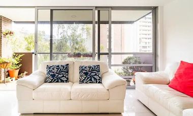 Moderno y tranquilo apartamento en uno de los sectores más exclusivos de Medellin