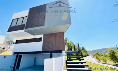 Casa Nueva en Venta Parques Vallarta Zapopan