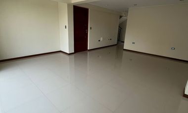 Departamento duplex en venta en Urb. Monte Bello - Cerro Colorado
