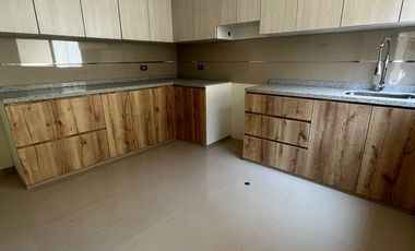Departamento duplex en venta en Urb. Monte Bello - Cerro Colorado