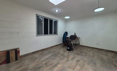 🏭 Bodega Comercial en Renta  con oficinas en  San Mateo Atenco 🏭 Sobre Av. de las Torres a unos pasos de la estación del Tren