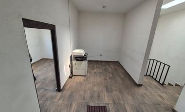 🏭 Bodega Comercial en Renta  con oficinas en  San Mateo Atenco 🏭 Sobre Av. de las Torres a unos pasos de la estación del Tren