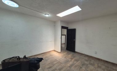 🏭 Bodega Comercial en Renta  con oficinas en  San Mateo Atenco 🏭 Sobre Av. de las Torres a unos pasos de la estación del Tren