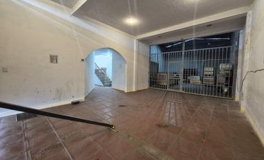 🏭 Bodega Comercial en Renta  con oficinas en  San Mateo Atenco 🏭 Sobre Av. de las Torres a unos pasos de la estación del Tren