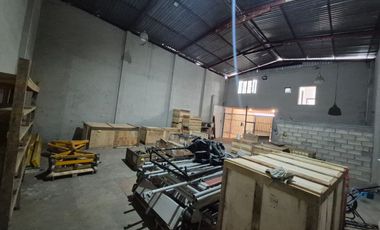 🏭 Bodega Comercial en Renta  con oficinas en  San Mateo Atenco 🏭 Sobre Av. de las Torres a unos pasos de la estación del Tren