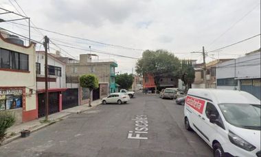 Casa En Venta En Fiscales 44, Amp El Sifón, 09400 Ciudad De México
