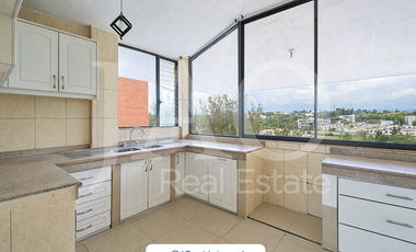 Departamento en Arriendo en La Primavera - Cumbayá de 3habitaciones