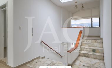 Departamento en Arriendo en La Primavera - Cumbayá de 3habitaciones