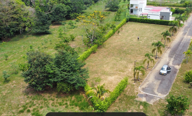 Lote en el condominio santa fiora en la vereda de Apiay