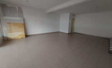 LOCAL COMERCIAL EN RENTA EN SAN MATEO ATENCO📍 Ubicación estratégica en PLANTA BAJA – Zona de alto flujo comercial