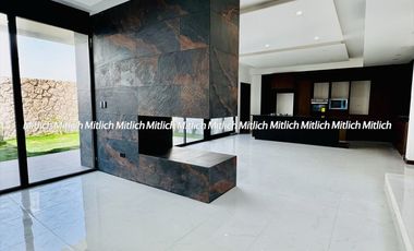 CASA EN VENTA ZONA CANTERAS $12,500,000.