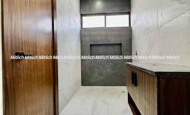 CASA EN VENTA ZONA CANTERAS $12,500,000.