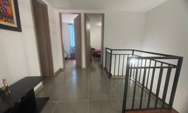 Excelente valor amplia casa dúplex en conjunto cerrado Villa del Campo