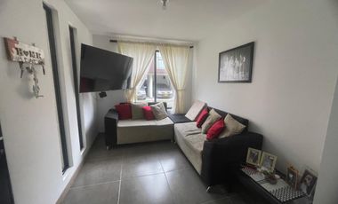 Excelente valor amplia casa dúplex en conjunto cerrado Villa del Campo