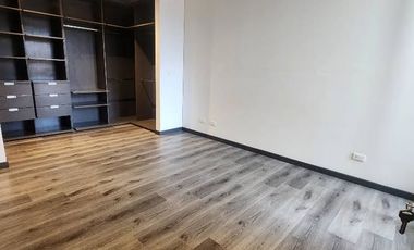 CHIA CONJUNTO PONDEROSA CAMPESTRE, APARTAMENTO DE 100 METROS, 3 HABITACIONES, 3 BAÑOS, SALA COMEDOR, COCINA, LAVANDERIA, 2 PARQUEADEROS. NO PERMUTAS