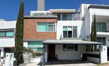 CASA DE AUTOR, DE 4 RECÁMARAS CON ROOF GARDEN,  JARDÍN, HERMOSAS VISTAS EN EL REFUGIO QUERÉTARO