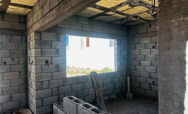 CASA EN VENTA EN OBRA GRIS CON TERRENO EXCEDENTE EN VILLAS DEL RENACIMIENTO TORREON COAHUILA
