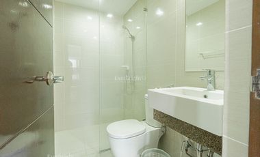 Three Central | Studio Condo Unit For Rent - #0519