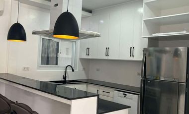 MODERN HOUSE PRIME LOCATION FOR SALE! (CLEAN TITLED)