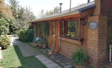 HERMOSA PARCELA CON CASA EN CONDOMINIO LA AURORA