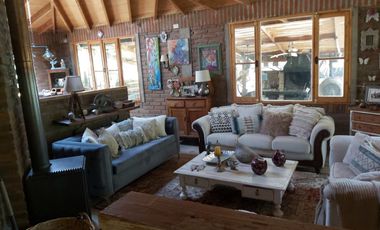 HERMOSA PARCELA CON CASA EN CONDOMINIO LA AURORA