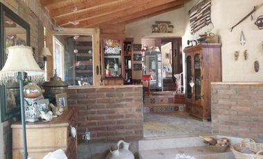 HERMOSA PARCELA CON CASA EN CONDOMINIO LA AURORA