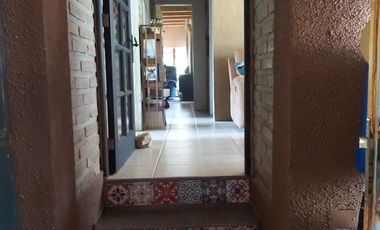 HERMOSA PARCELA CON CASA EN CONDOMINIO LA AURORA