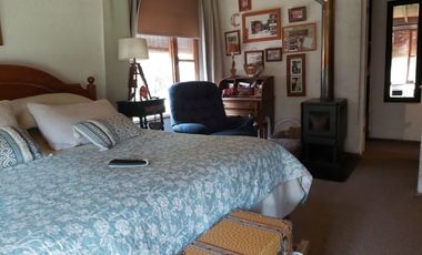 HERMOSA PARCELA CON CASA EN CONDOMINIO LA AURORA