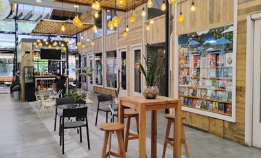 Se Arrienda moderno y céntrico Local Comercial