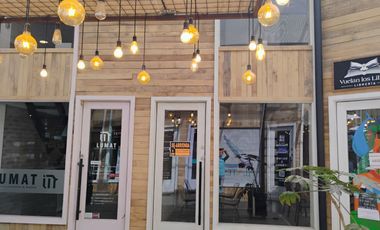 Se Arrienda moderno y céntrico Local Comercial