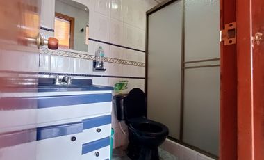 SE ARRIENDA HERMOSA CASA EN EL BARRIO EL CAIRO - CHIA