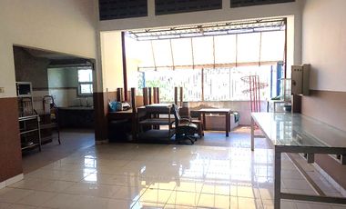 Kantor dan Gudang Luas di Tamanmartani Kalasan