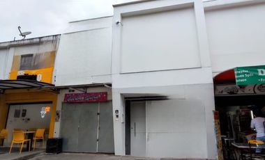 OFICINA COMERCIAL EN ARRIENDO CABECERA