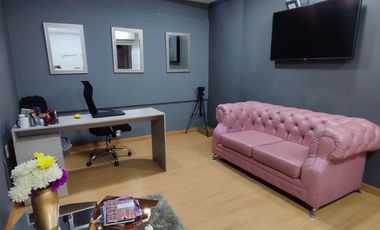 OFICINA COMERCIAL EN ARRIENDO CABECERA