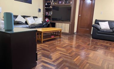 CASA FRENTE A PARQUE EXCELENTE ESTADO SALAMANCA