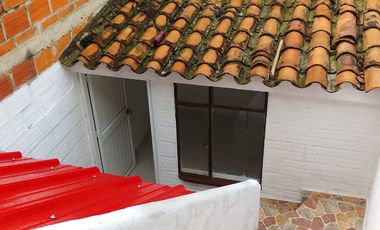 CASA RINCON DE GIRON PARTE BAJA