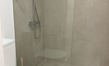Arriendo Suite amoblada con Balcon