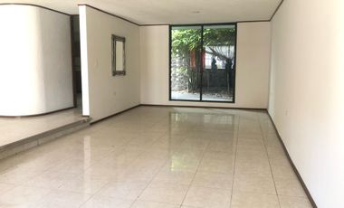 Bonita casa en renta cerca de la recta a Cholula, retorno Villas el Campanario